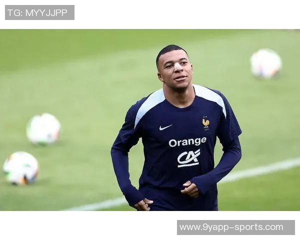 姆巴佩与巴黎圣日耳曼纠纷案引发数亿欧索赔律师分析阵仗庞大时间漫长